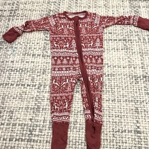EUC Little sleepies bamboo Christmas pajamas 3-6 mos